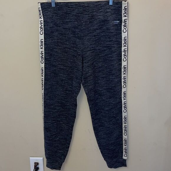 NWOTCalvin Klein Performance logo tape Joggers L - Picture 2 of 6